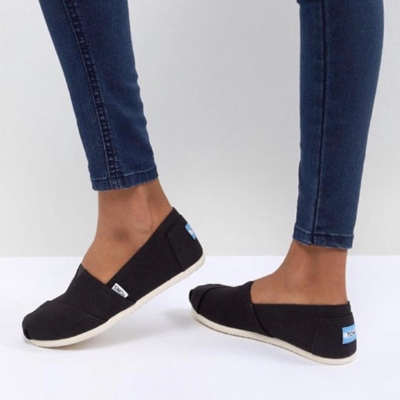 Toms Shoes - Toms Black on White Alpargatas